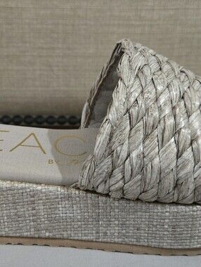 Matisse Woven Slide Sandal in Natural Straw